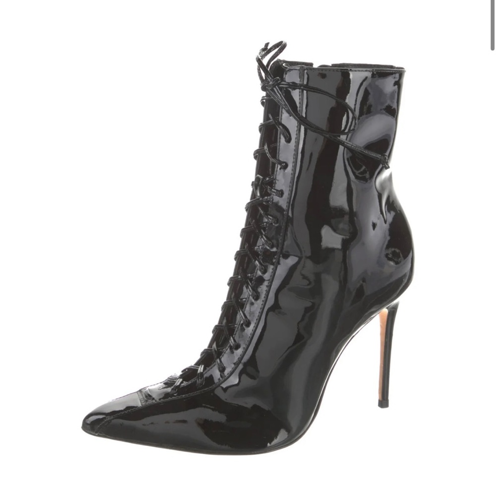 Schutz Tennie Lace-up Booties 11 fits like a US 10